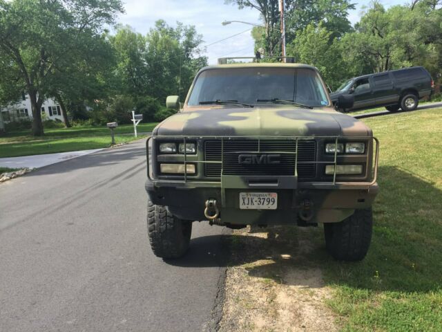 1989 Chevrolet Suburban SLE - photo 3