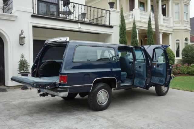 1989 Chevrolet Suburban Silverado - photo 11