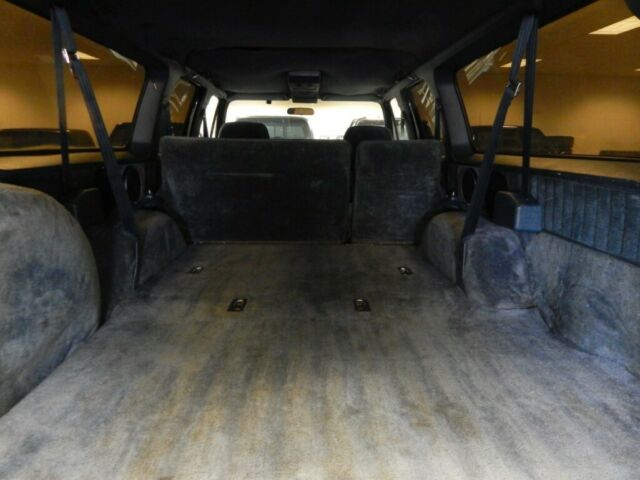 1989 Chevrolet Suburban Silverado - photo 11
