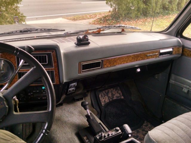1989 Chevrolet Suburban - photo 6