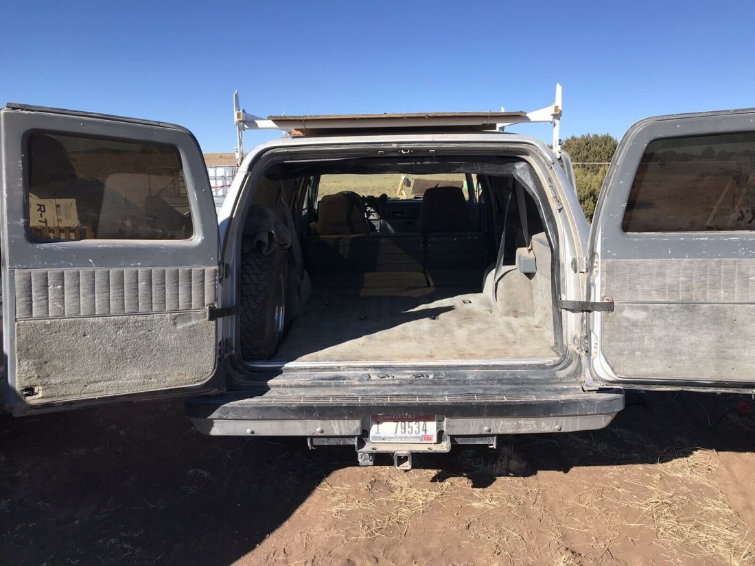 1989 Chevrolet V2500 Suburban V2500 - photo 3