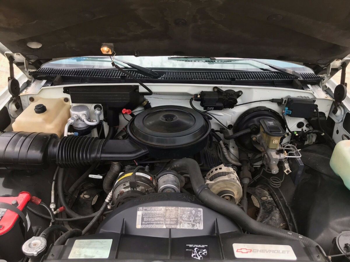 1989 Chevrolet C/K Pickup 1500 - photo 8