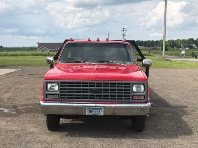 1989 Chevrolet C/K Pickup 3500 Tilt bed - photo 2