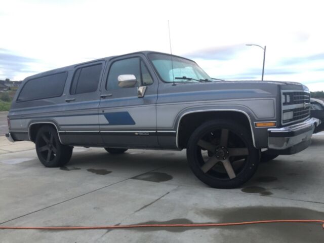 1989 Chevrolet Suburban Silverado - photo 3