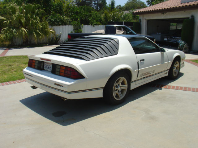 1989 Chevrolet Camaro - photo 7