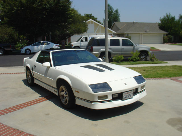 1989 Chevrolet Camaro - photo 9