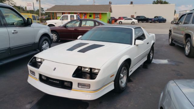 1989 CHEVY CAMARO IROC Z, FULLY RESTORED 5.7LTR T-TOPS, NO RESERVE!!!!!!! 1989 Chevrolet Camaro IROC Z