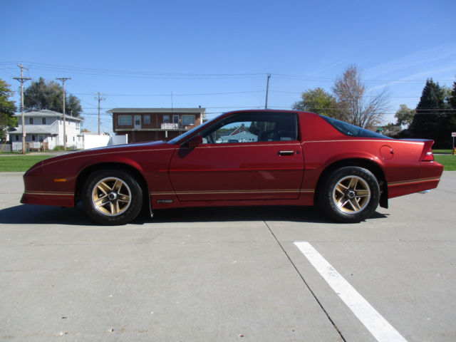 1989 Chevy Camaro RS 1 Owner 10,972 Miles 305 V8 Museum Quality Original! LOOK! 1989 Chevrolet Camaro