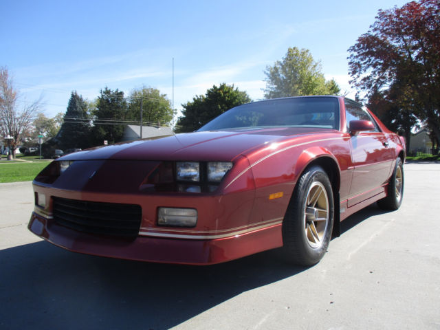 1989 Chevrolet Camaro - photo 2