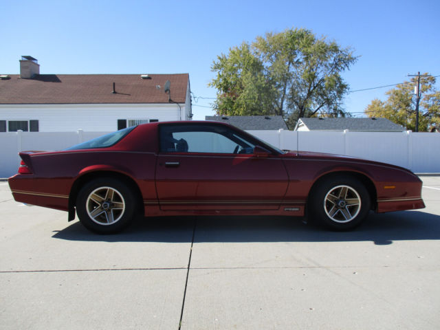 1989 Chevrolet Camaro - photo 6