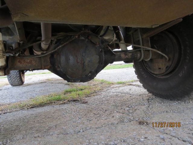 1989 Chevrolet Suburban - photo 13