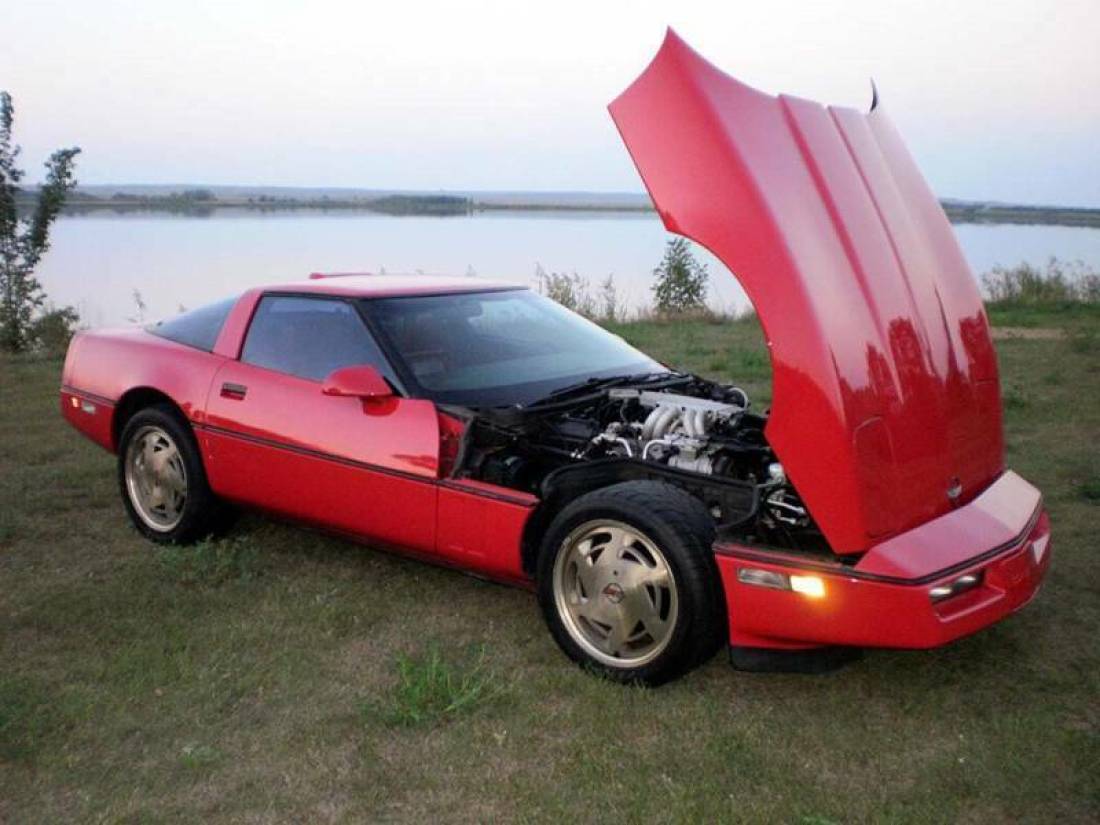 1989 Chevrolet Corvette Base 2dr Hatchback - photo 9