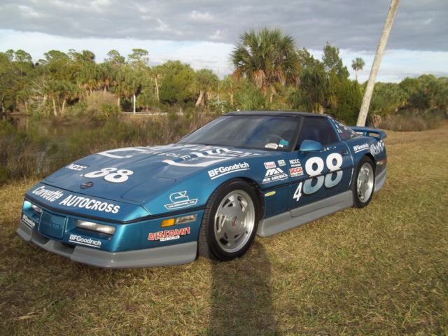 1989 Chevrolet Corvette - photo 2