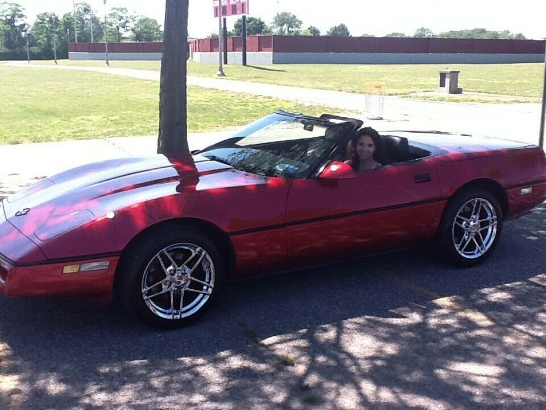 1989 Chevy Corvette Convertible - Burgundy 1989 Chevrolet Corvette