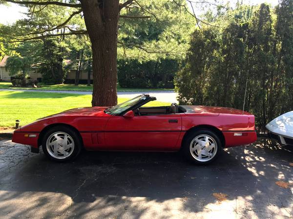 1989 Chevrolet Corvette CONVERTIBLE - photo 8