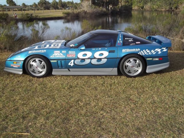1989 Chevrolet Corvette - photo 3