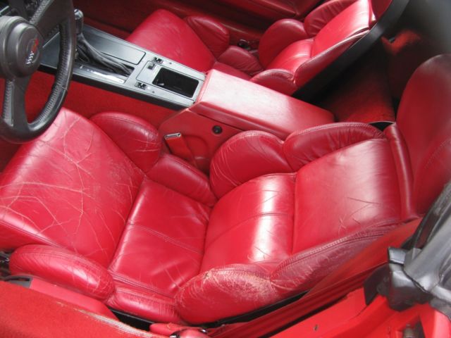 1989 Chevrolet Corvette CONVERTIBLE - photo 8
