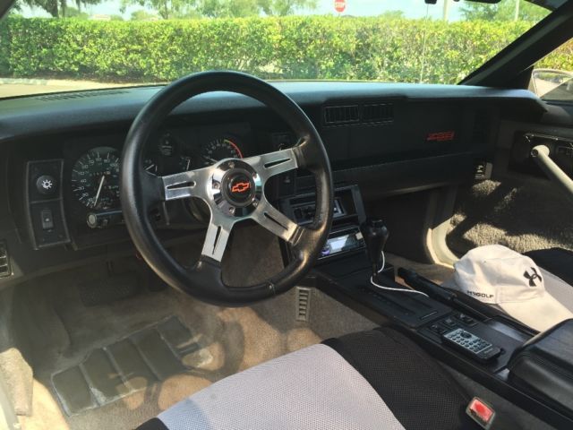 1989 Chevrolet Camaro - photo 4