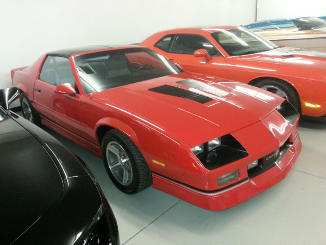 1989 Chevrolet Camaro - photo 3