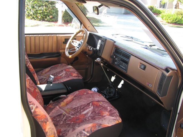1989 Chevrolet S-10 2 door 2 seat SUV - photo 6