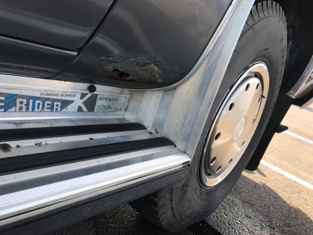 1989 Chevrolet Suburban - photo 10