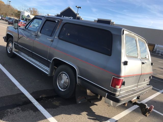 1989 Chevrolet Suburban - photo 6