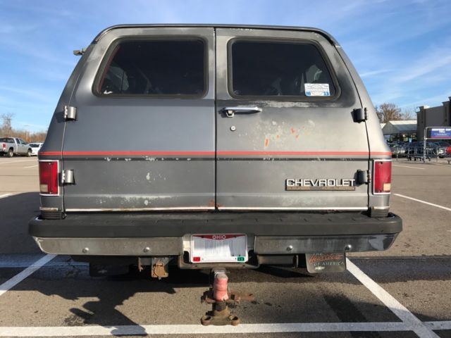 1989 Chevrolet Suburban - photo 7