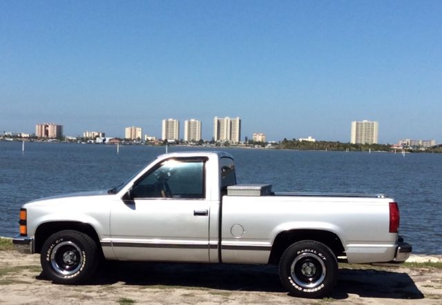 1989 Chevy Silverado Truck Silver 1989 Chevrolet C/K Pickup 1500