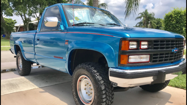 1989 CHEVY SS SILVERADO HD 2500 WITH Z71 4X4 OFF ROAD PACKAGE 1989 Chevrolet Silverado 2500 Silverado Z71