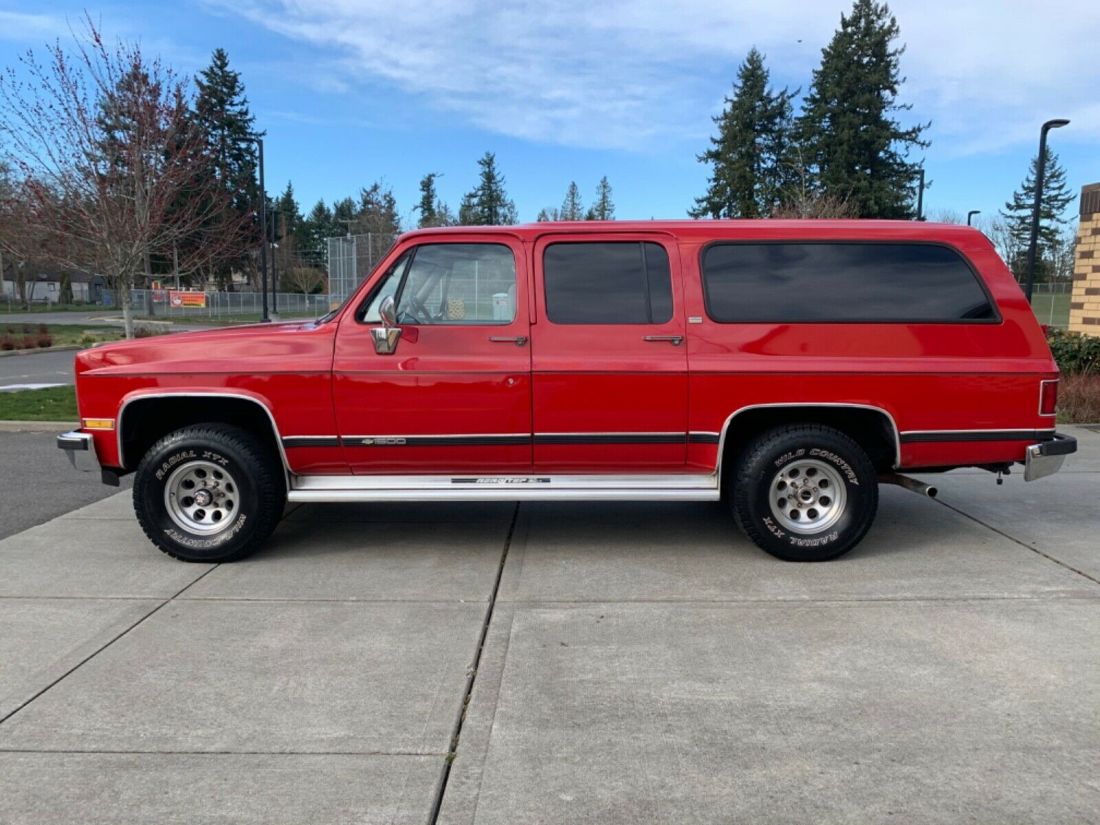 1989 Chevrolet Suburban Silverado - photo 3