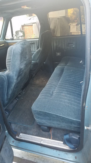 1989 Chevrolet Suburban - photo 4