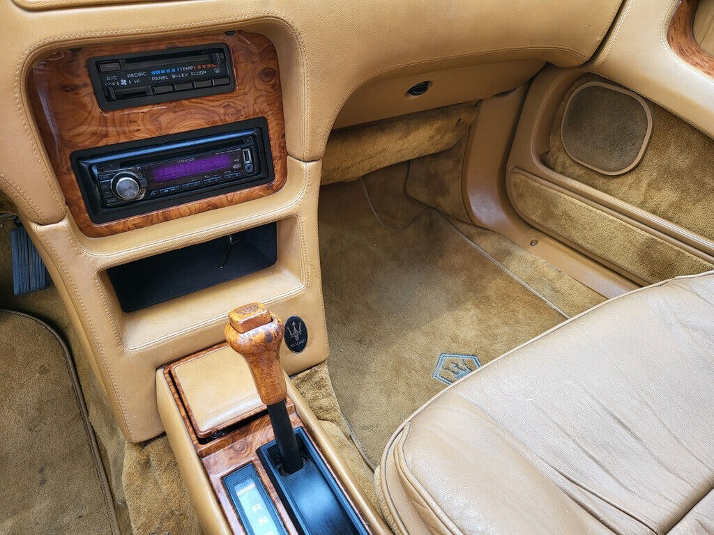 1989 Chrysler Town & Country Turbo 2dr Convertible by Maserati - photo 12