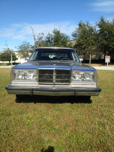 1989 Chrysler Other Base Sedan 4-Door - photo 3