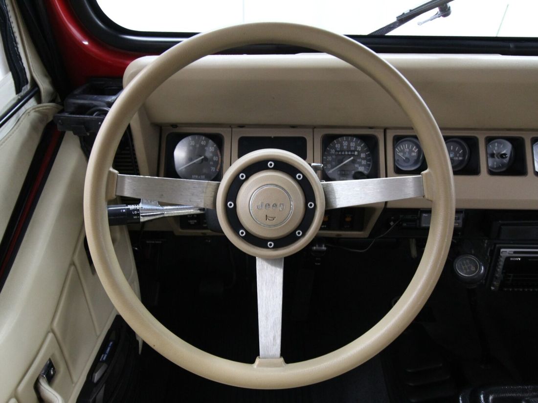 1989 Chrysler Jeep - photo 11