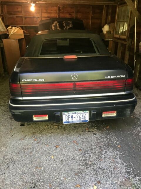 1989 Chrysler LeBaron - photo 3