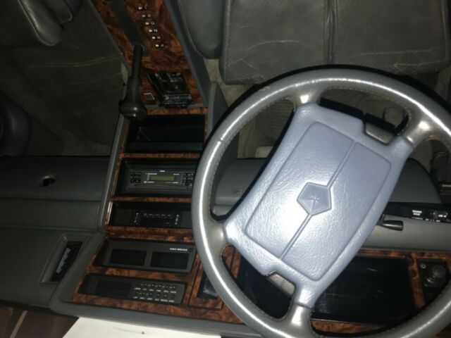 1989 Chrysler LeBaron - photo 8
