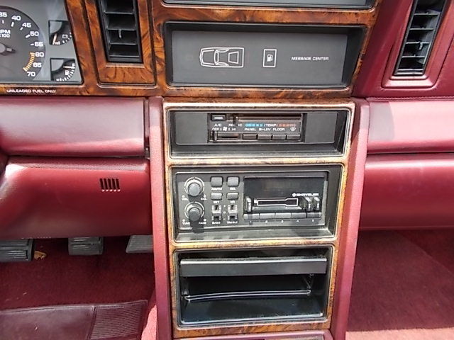 1989 Chrysler LeBaron Conv - photo 11