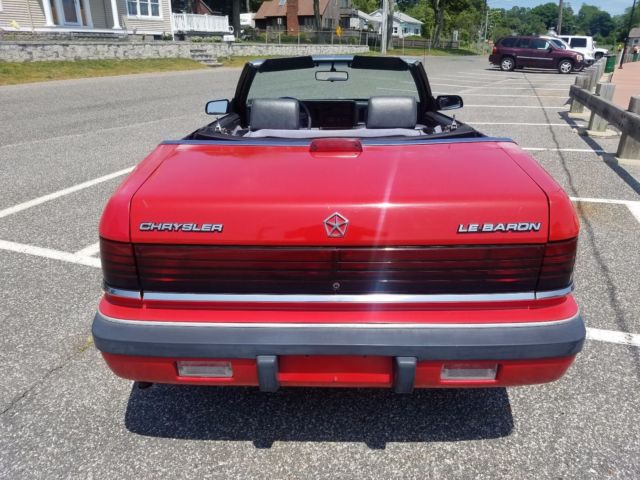 1989 Chrysler LeBaron PREMIUM - photo 4