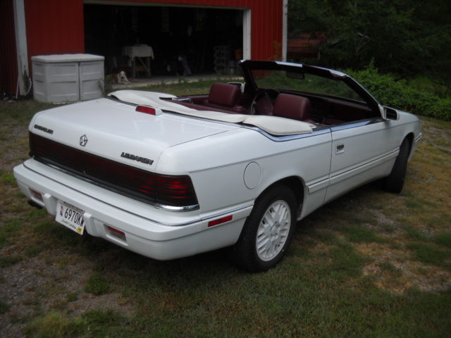 1989 Chrysler LeBaron GTC convertible - photo 4