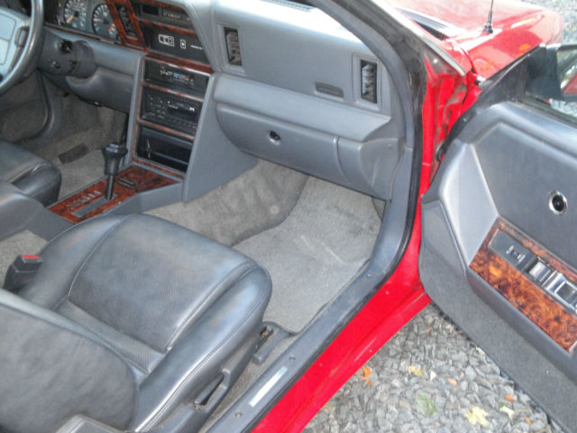 1989 Chrysler LeBaron Premium Convertible 2-Door - photo 7