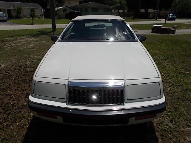 1989 Chrysler LeBaron - photo 4