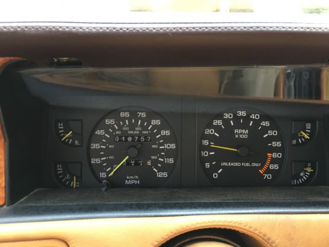 1989 Chrysler Maserati TC Convertible - photo 9