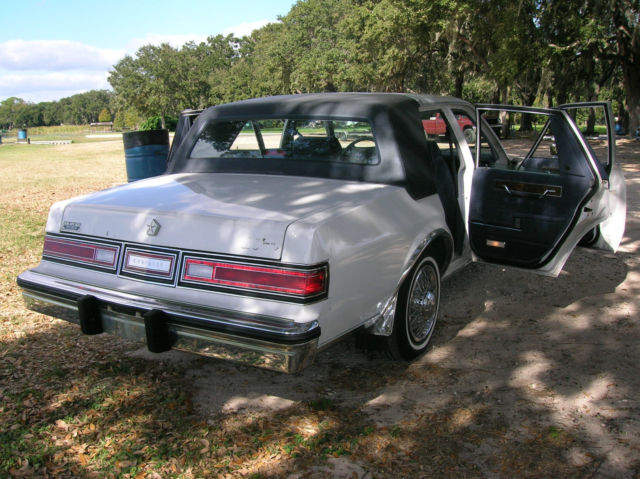 1989 Chrysler New Yorker TOP OF THE LINE - photo 9