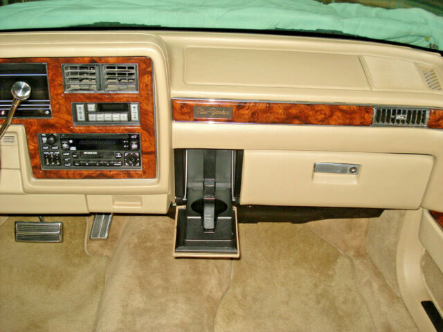 1989 Chrysler New Yorker Landau - photo 10