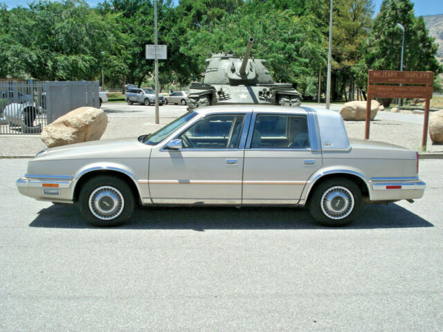1989 Chrysler New Yorker Landau - photo 2