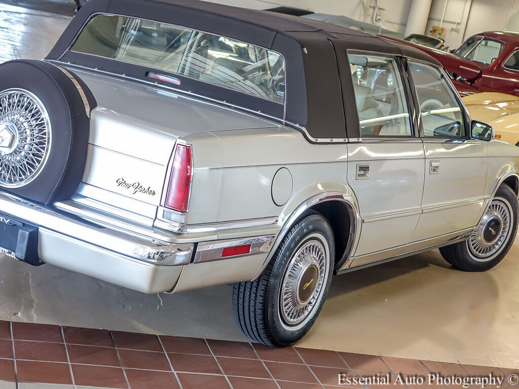 1989 Chrysler New Yorker Salon - photo 8