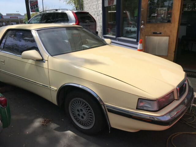 1989 Chrysler Maserati TC Convertable - photo 2