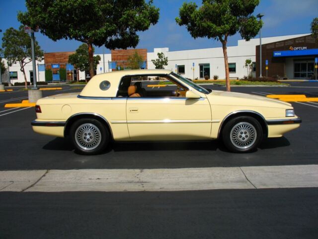 1989 Chrysler TC Maserati Hardtop Convertible ULTRA LOW 8,000 ORIGINAL MILES - photo 5