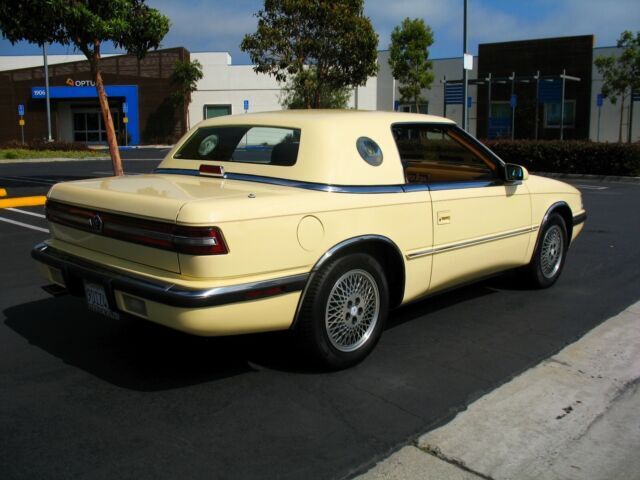 1989 Chrysler TC Maserati Hardtop Convertible ULTRA LOW 8,000 ORIGINAL MILES - photo 6