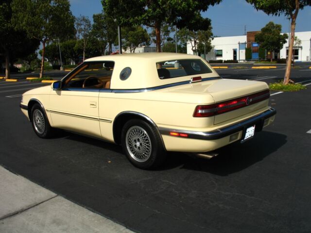 1989 Chrysler TC Maserati Hardtop Convertible ULTRA LOW 8,000 ORIGINAL MILES - photo 9